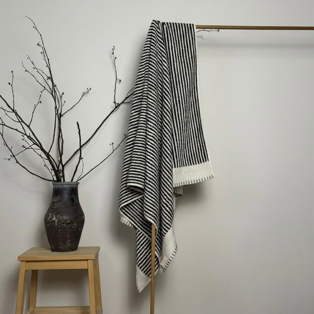 JALUR - Zebra Stripe Bath Towel